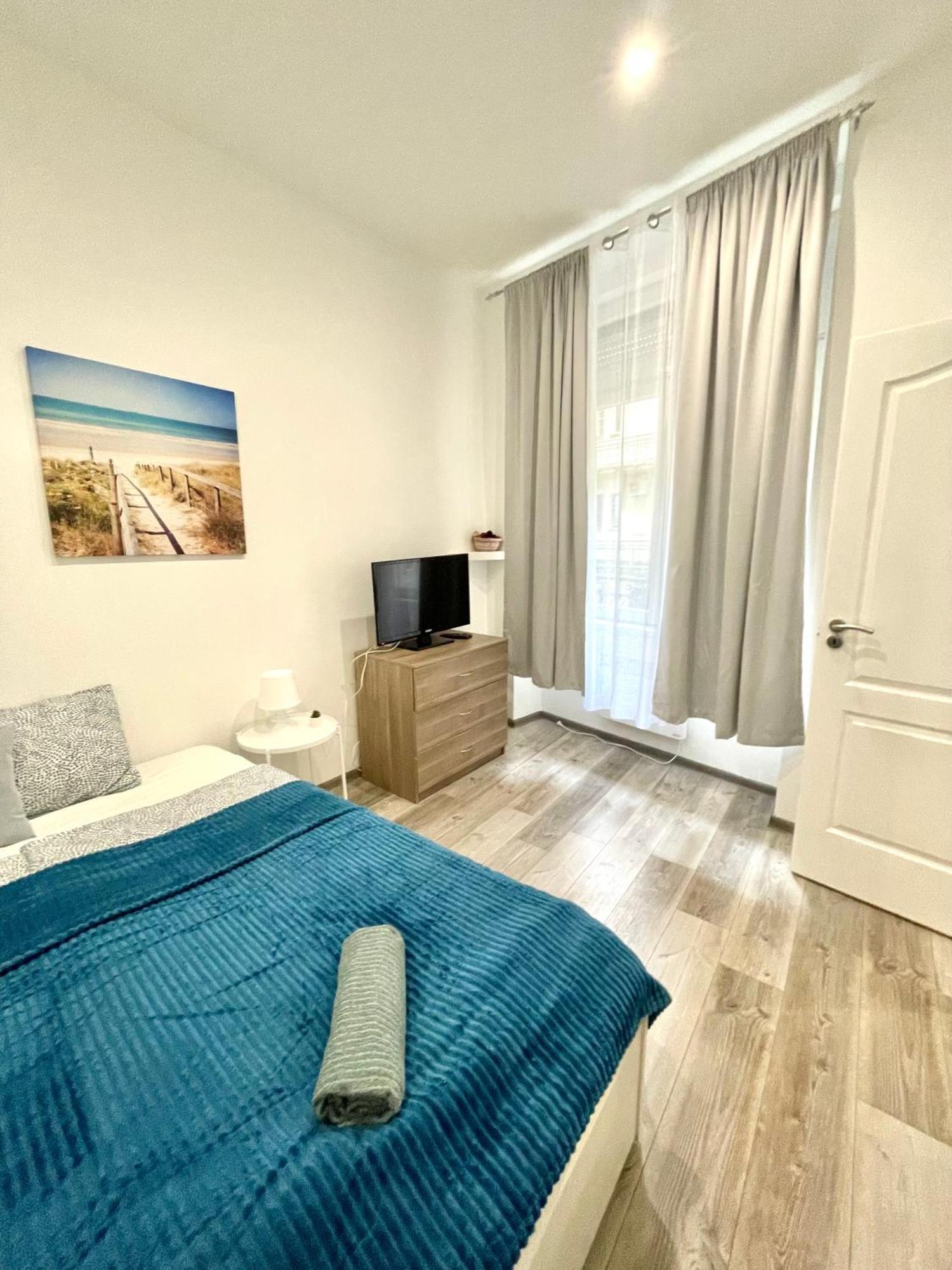 Relax Home With 2 Bedroom, 2 Bathroom For 6 People In The City Centre Free Coffee 부다페스트 외부 사진