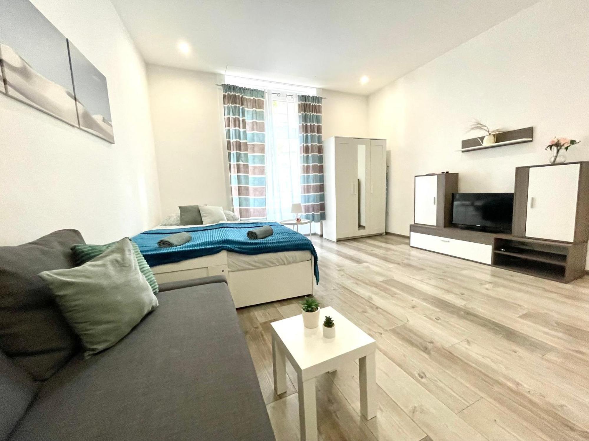 Relax Home With 2 Bedroom, 2 Bathroom For 6 People In The City Centre Free Coffee 부다페스트 외부 사진